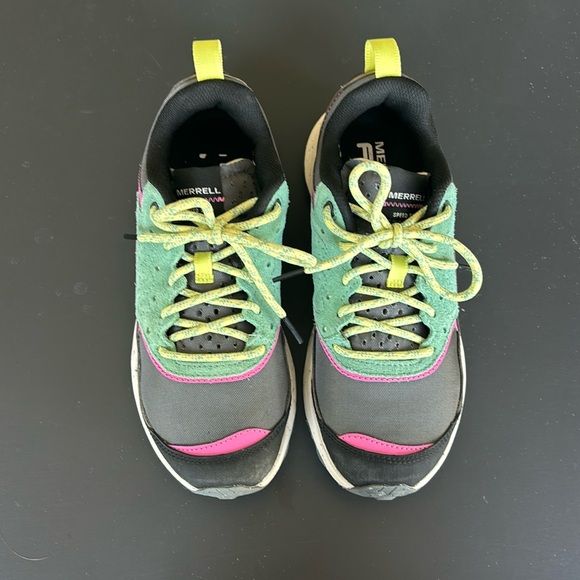 Womens Merrell hiking shoes - Picture 2 of 3